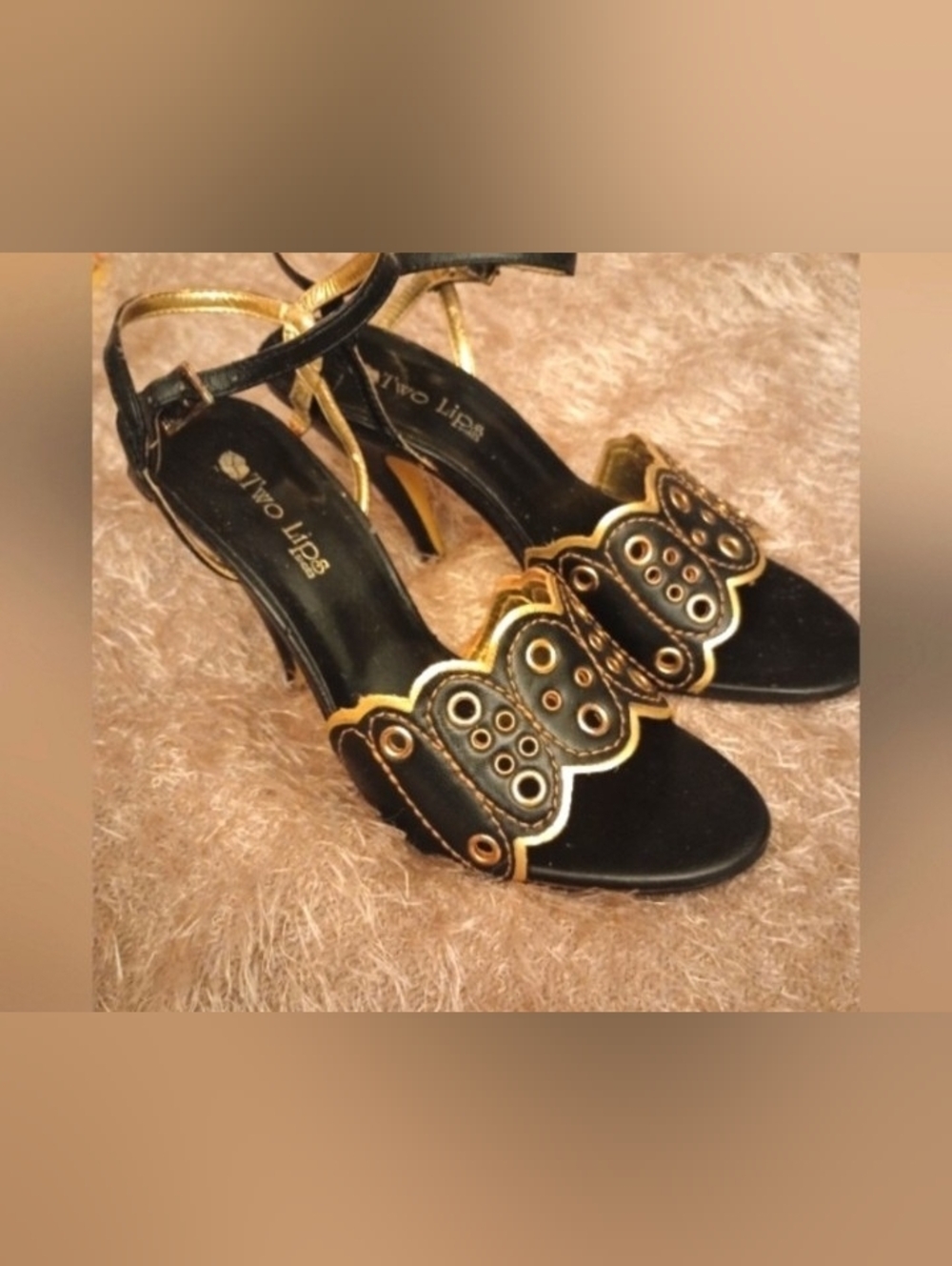 Chic Black & Gold Scalloped High Heels Women's